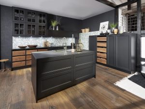 Hacker dark modern shaker kitchen