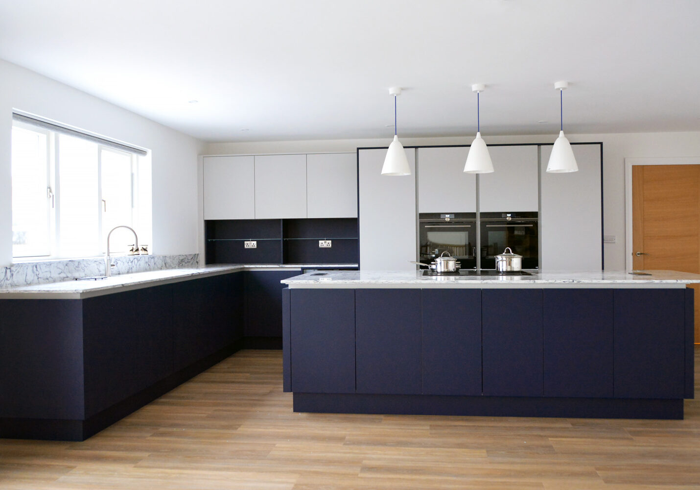 Now Kitchens Masterclass Sutton silk inkwell & light grey HLine handleless, Helston, Penzance
