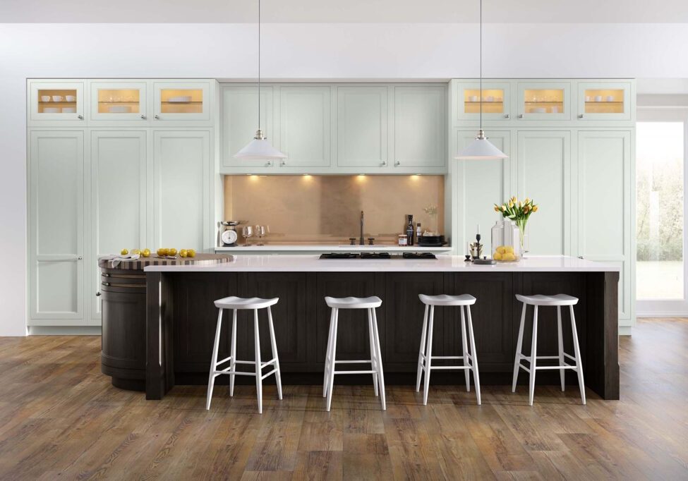 Bespoke kitchens Cornwall Caledonia Torridon Smooth Painted, Farr Beach and Dark Oak